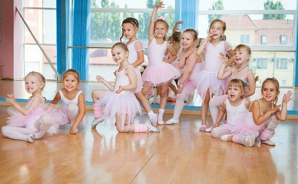 Как помочь ребенку быстро обучиться детским танцам